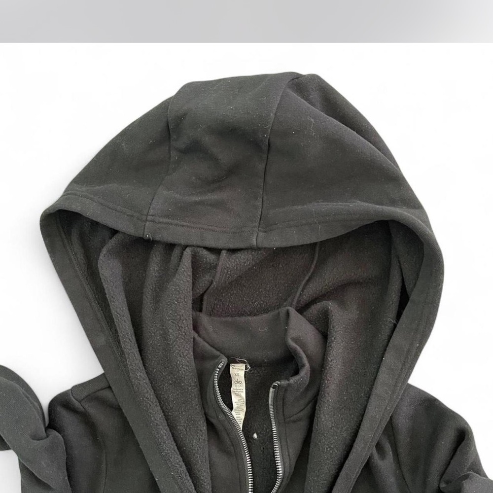 Alo zip up